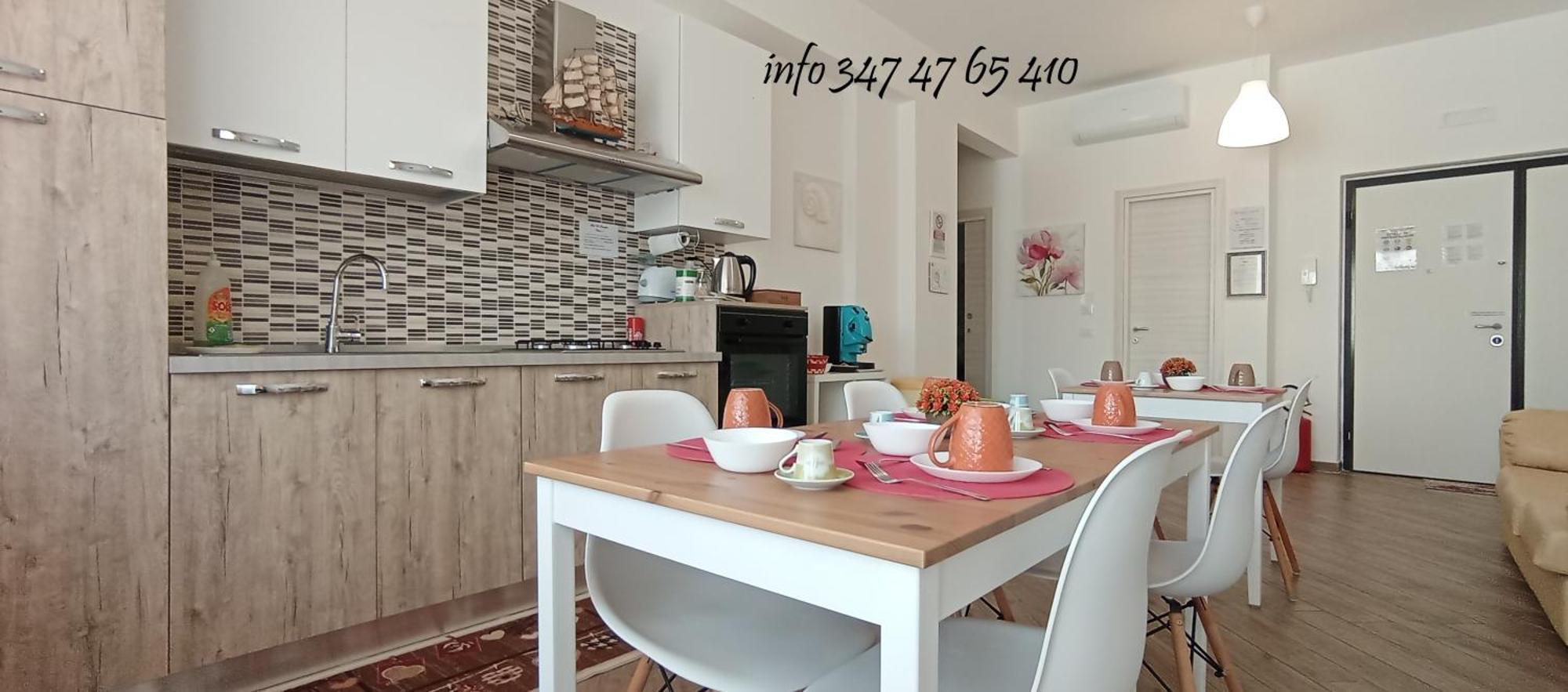 B & B Civico 6 Rooms Салерно Екстериор снимка